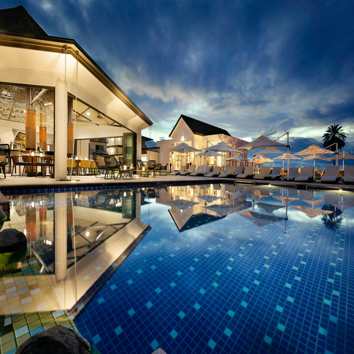 Securing Safe and Easy Hotel Bookings